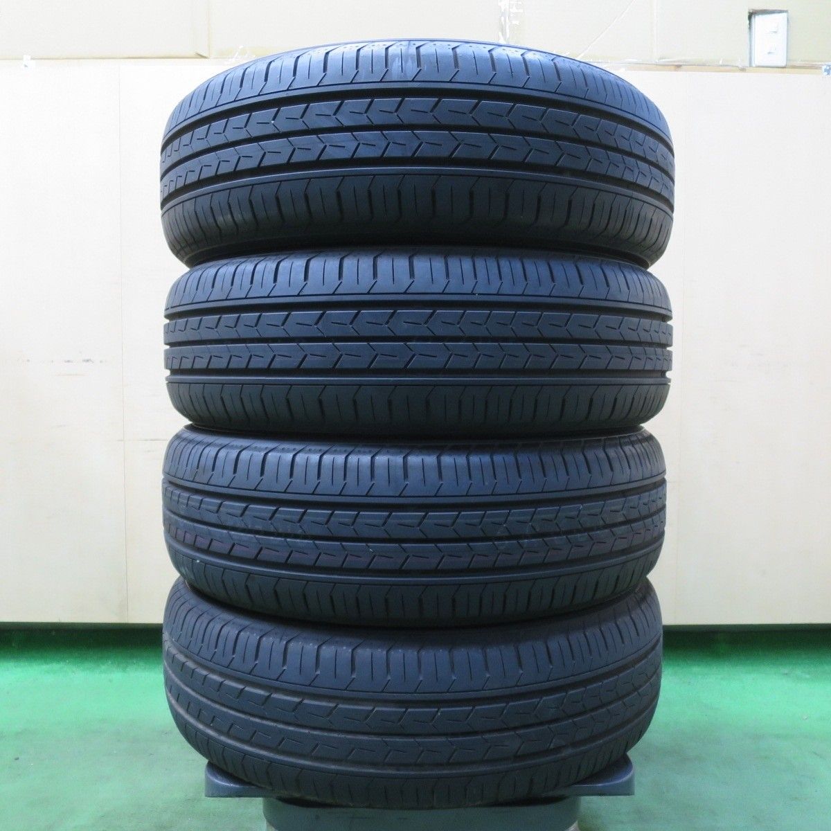新車外し 24年 185|60R16 ヨコハマ BluEarth-FE AE30 16インチ アクア ラクティス フィット ノート マツダ2等 5040405イノタ