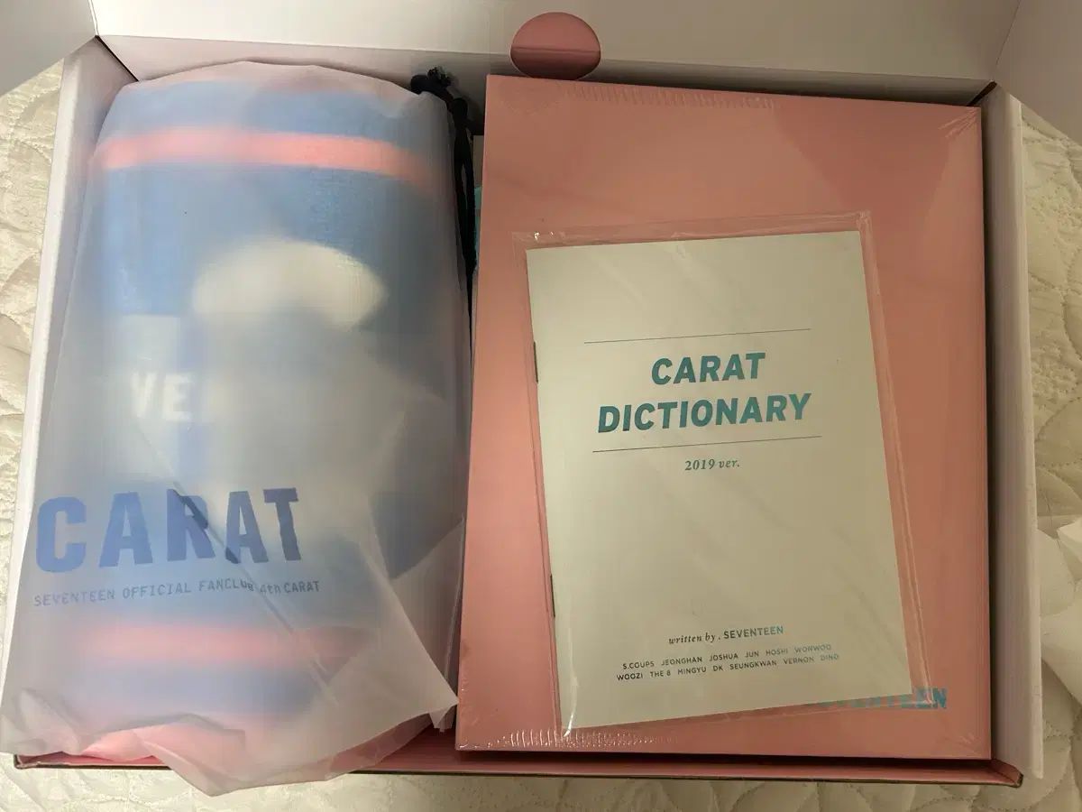 SEVENTEEN(セブンティーン・セブチ) 4 ギー カラット CARAT