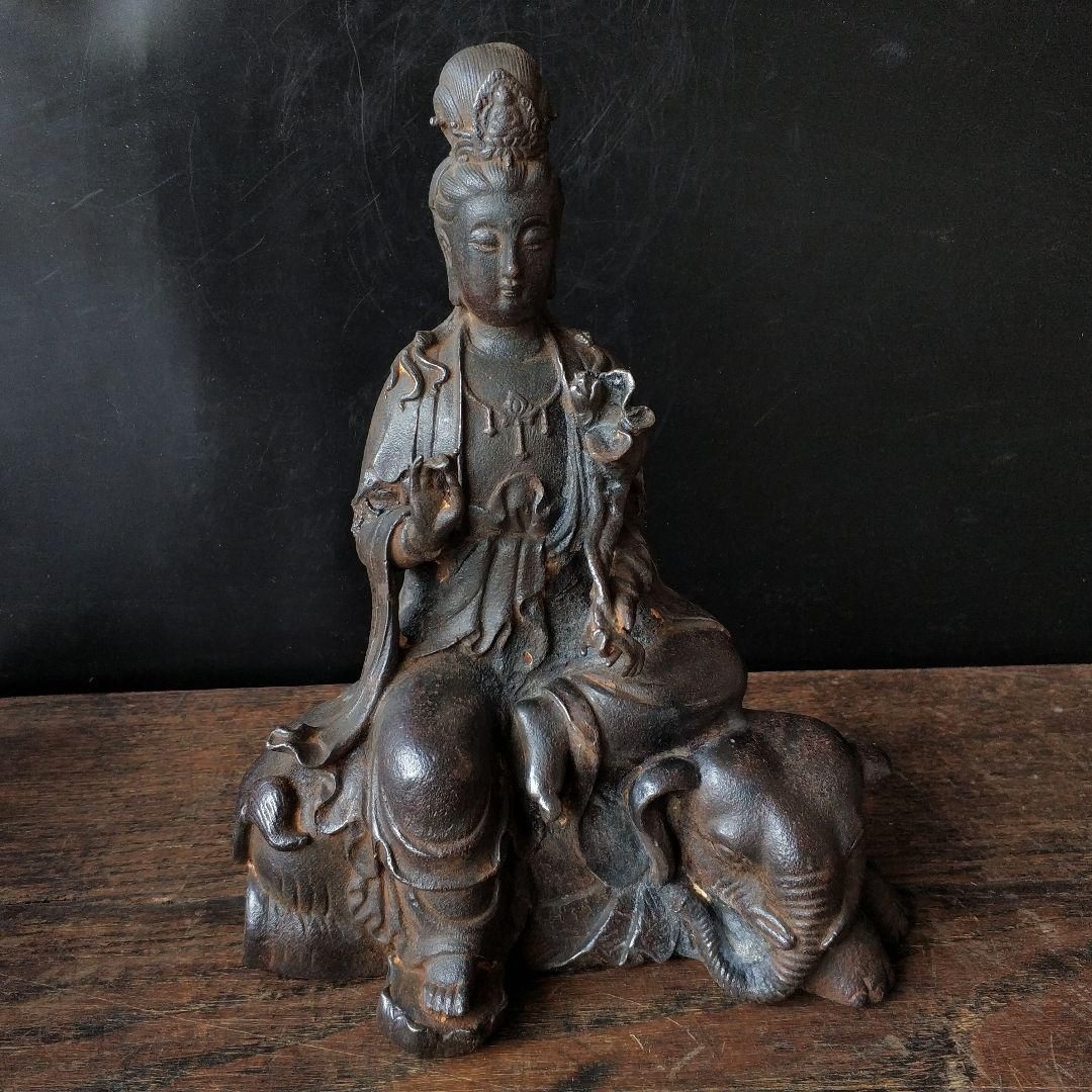 鉄器 普賢菩薩観音像 瑞獣筆架 硯台 香炉 装飾品 工芸品 美術品 置物