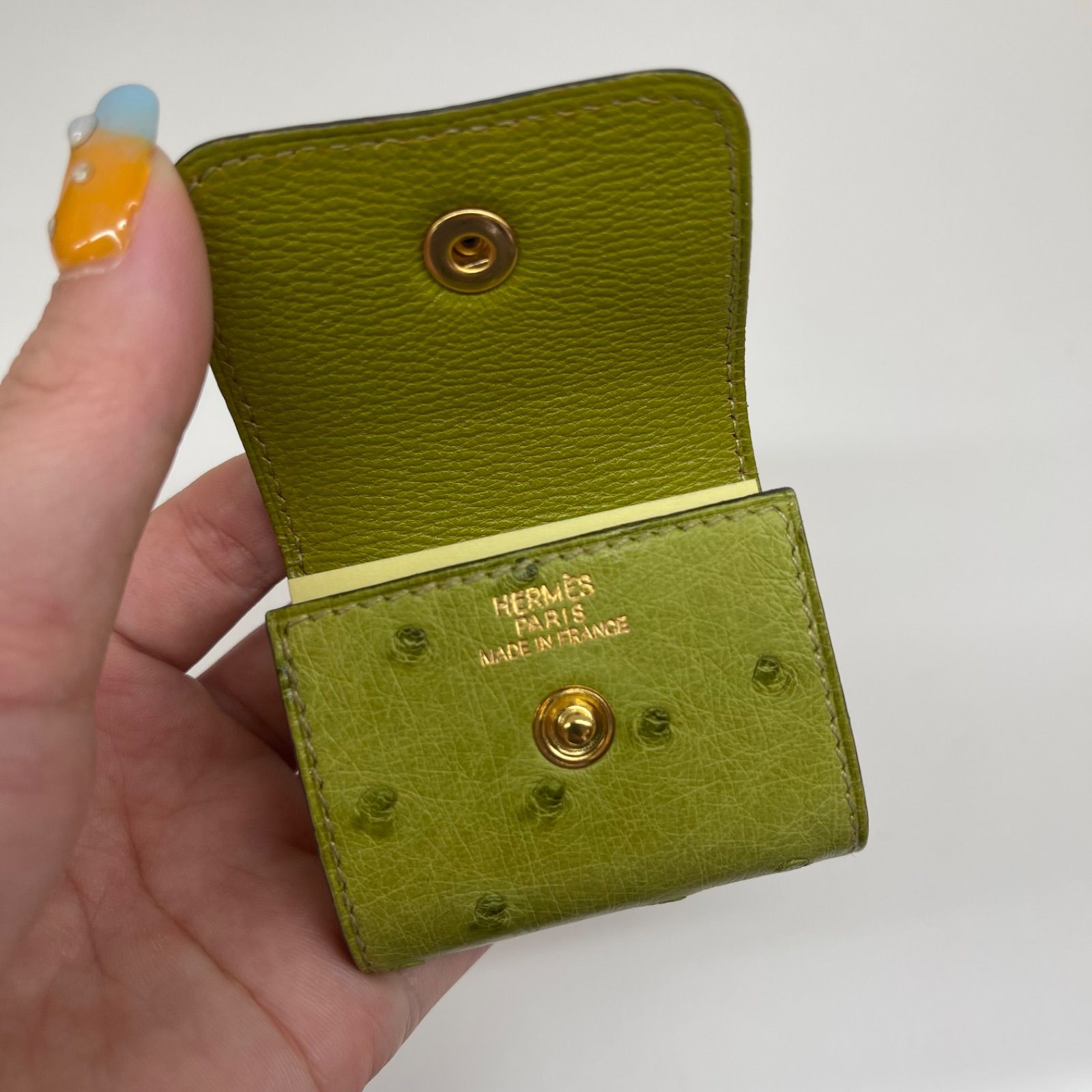 新品同様品】HERMES エルメス ポストイットケース アラジフ オーストリッチ アニスグリーン ゴールド金具 D刻印□ 付箋カバー 中古  メモ帳カバー 文房具 レディース 女性用 ブランド 小物 本革 エキゾチックレザー 緑 希少 レア プレゼント ギフト - メルカリ