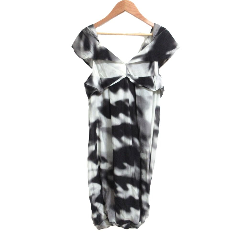 ISSEY MIYAKE イッセイミヤケ ノースリーブ 変形ワンピース IM13FH536 サイズ2 オフホワイト ブラック レディース 古着