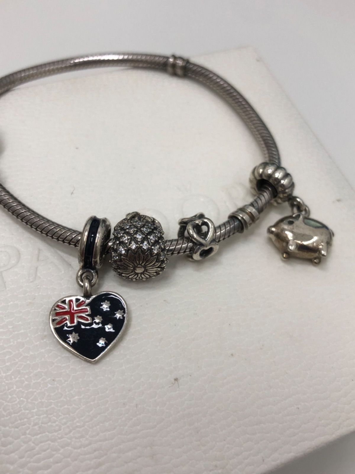 Pandora パンドラ　チャーム4個付き　シルバー　ブレスレット　925 Pandora パンドラ チャーム4個付き シルバー ブレスレット 925