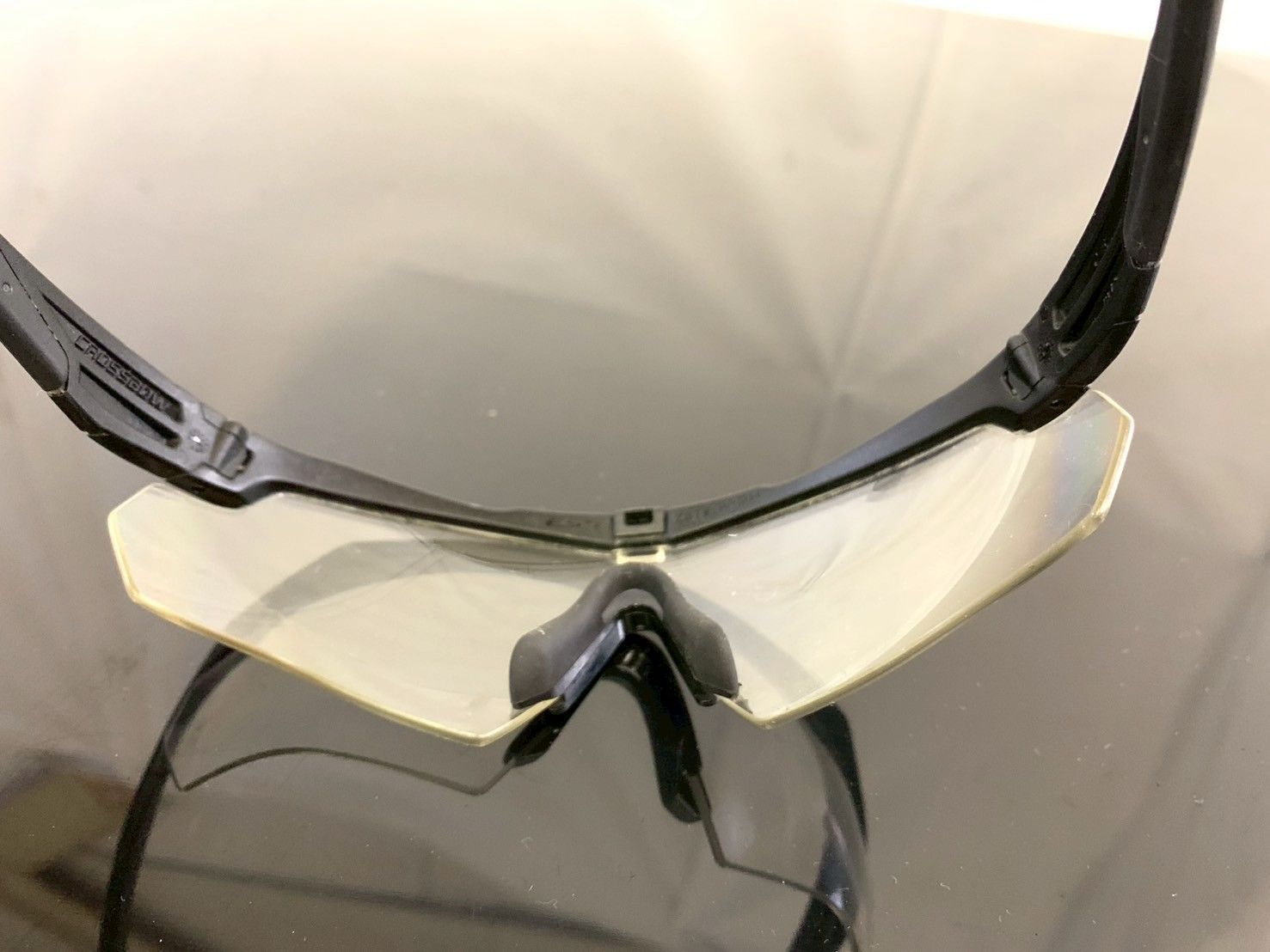 米軍放出品】ESS CROSSBOW/クロスボウ サングラス ケース付 ミリタリー