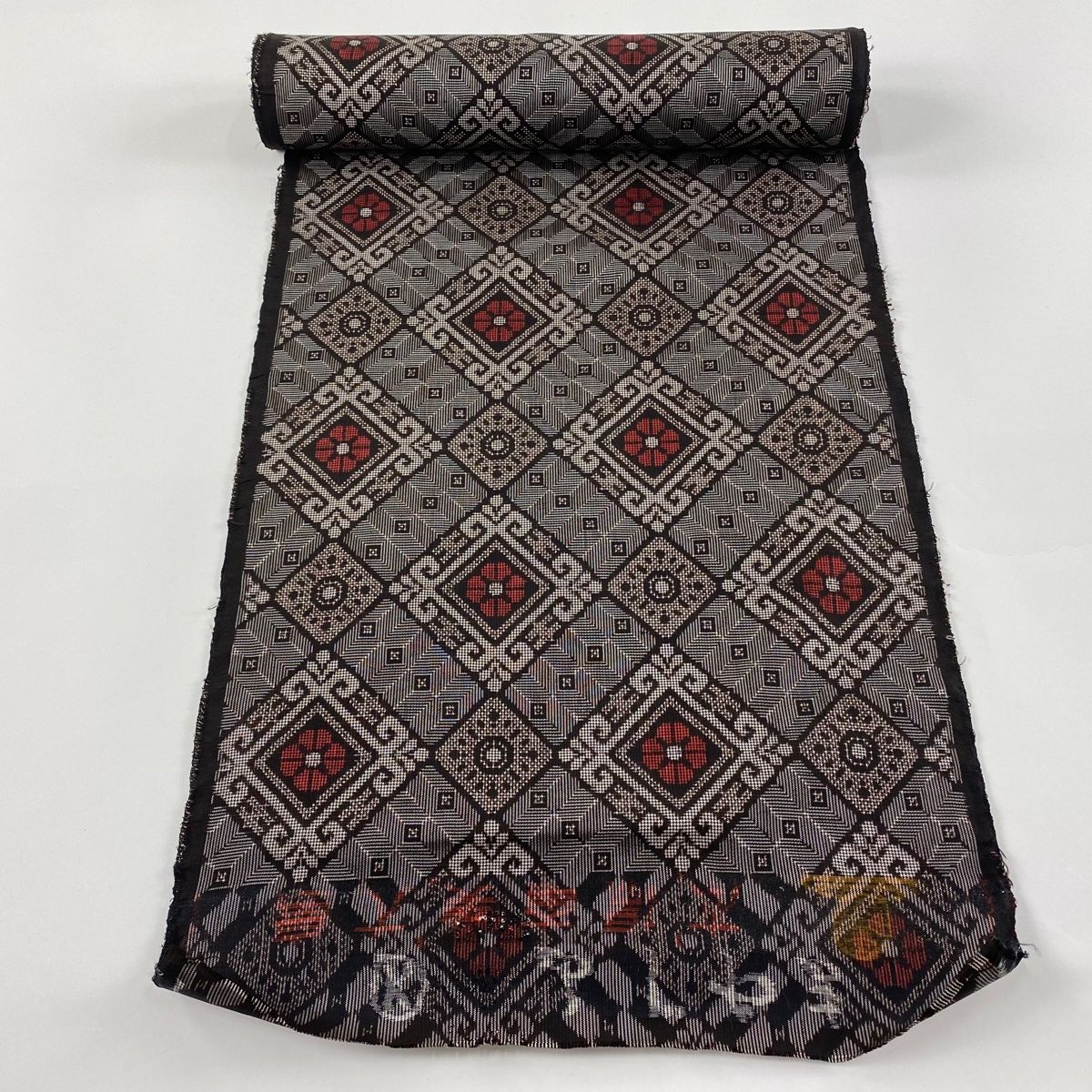 平和屋着物●結城紬　100亀甲　抽象文様　正絹　逸品　DAAW5152ud 平和屋着物○結城紬 100亀甲 抽象文様 正絹 逸品 DAAW5152ud