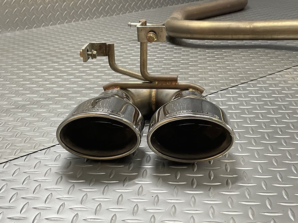 引き取り限定】30ヴェルファイア、アルファードROWEN ステンレスマフラー