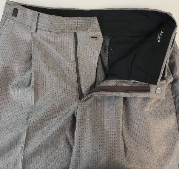 アヴィカウォモ