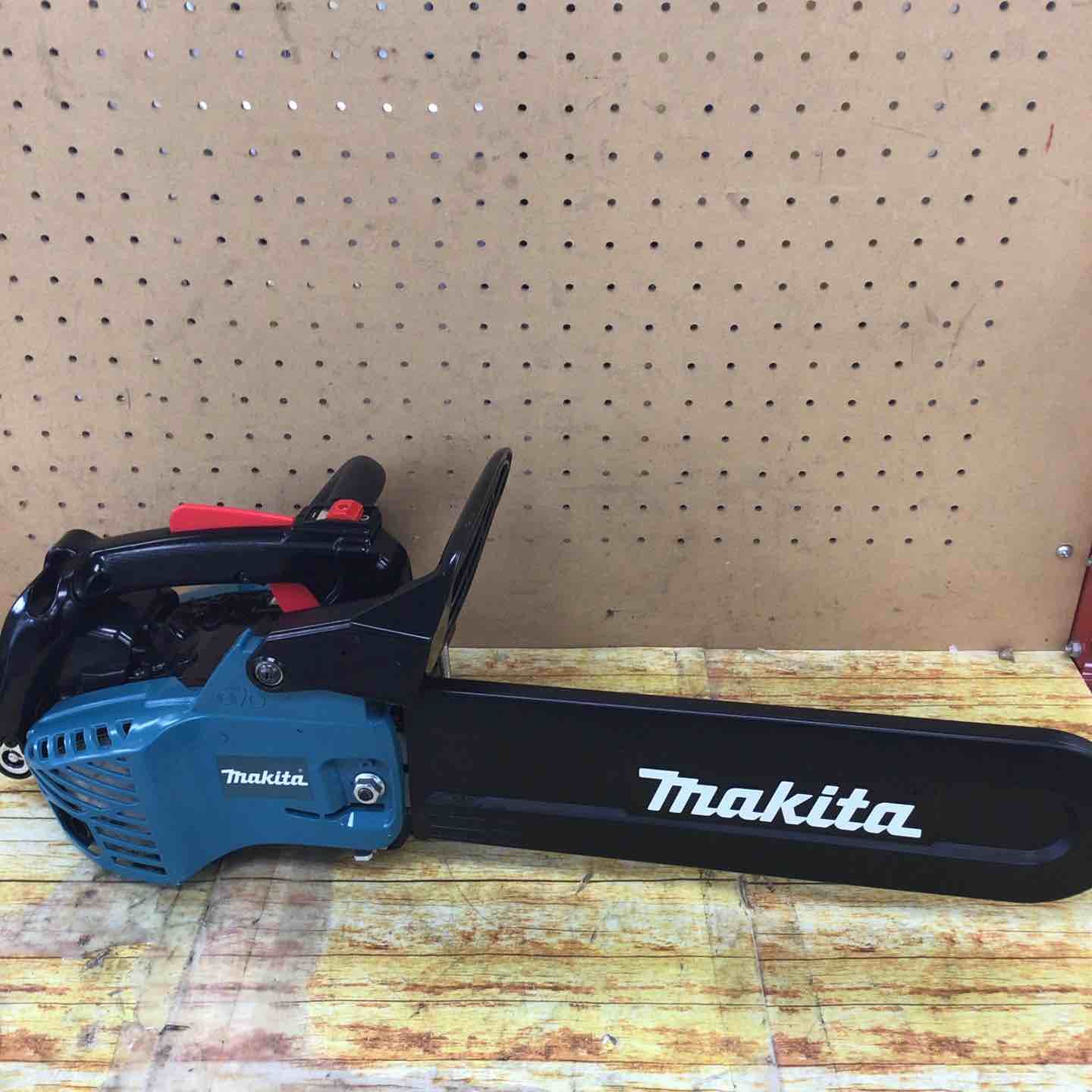 マキタ(makita) エンジンチェーンソー MEA3110TM Makita マキタ(makita) エンジンチェーンソー MEA3110TM Makita