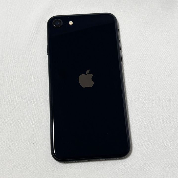 iPhoneSE第3世代　64GB 本体　バッテリー88% 純正充電器付き iPhone SE 第3世代 64GB ミッドナイト バッテリー88%