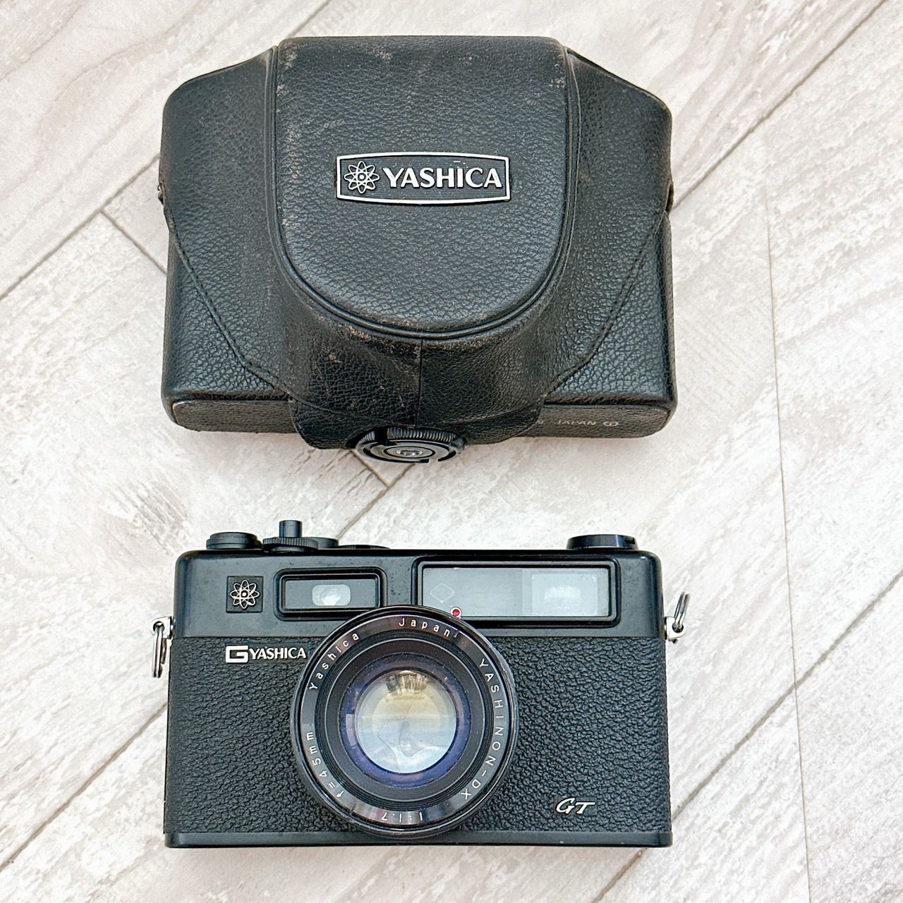 YASHICA Electro35 GT カメラ ケース付き レトロ YASHICA Electro35 GT レトロカメラ ケース付き 美品ヤシカ エレクトロ