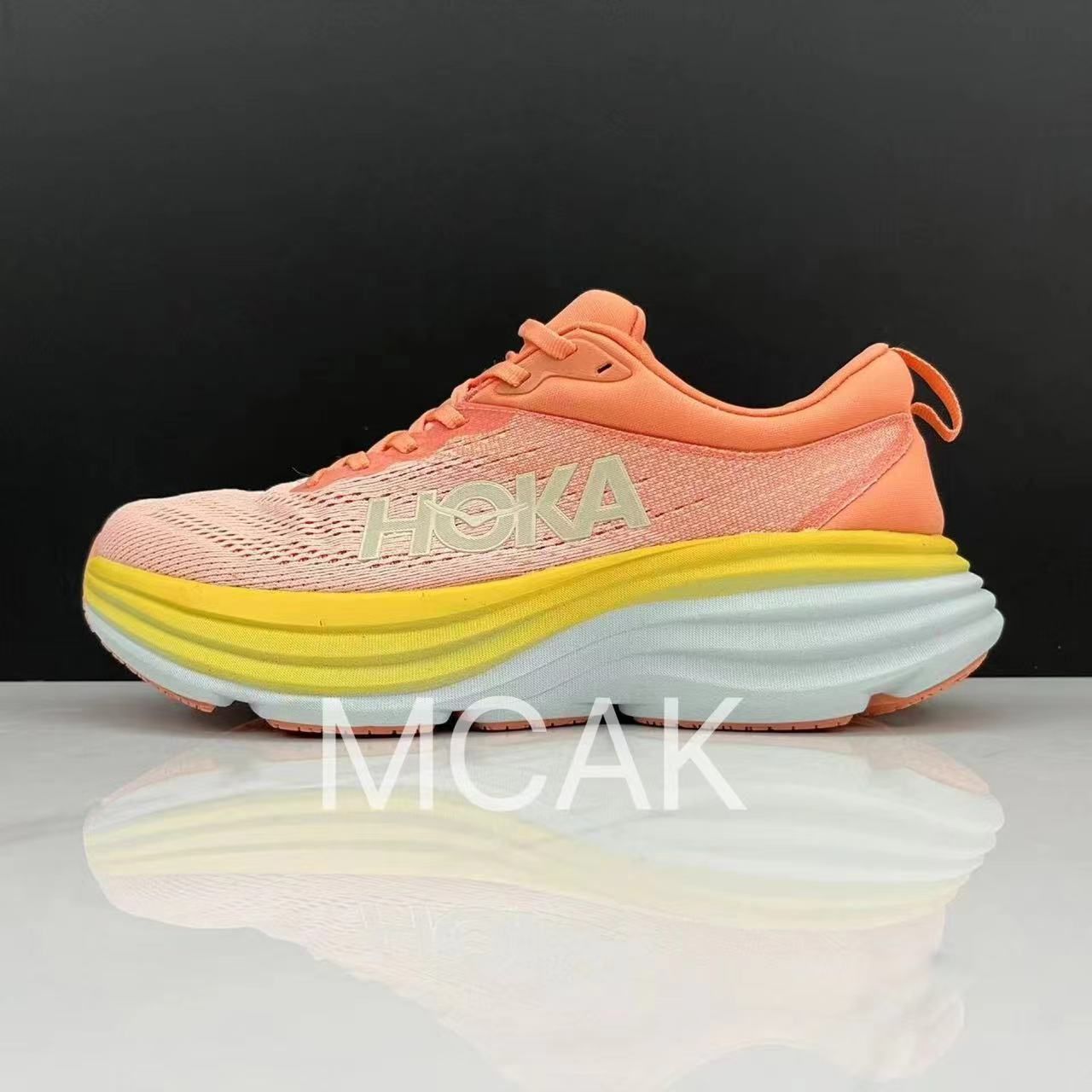 HOKA ONE ONE BONDI 8 ホカオネオネ ボンダイ8 ランニングシューズ スニーカー 軽量 耐久性 メンズ