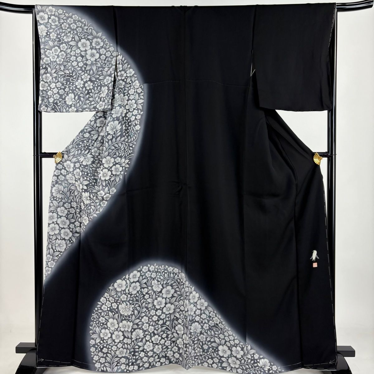 訪問着 身丈165.5cm 裄丈66cm M 袷 菅有鬼一 落款 草花 金銀彩 染め分け 黒 正絹