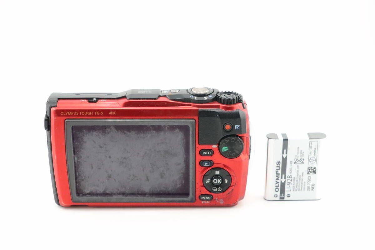 コンパクトデジタルカメラ