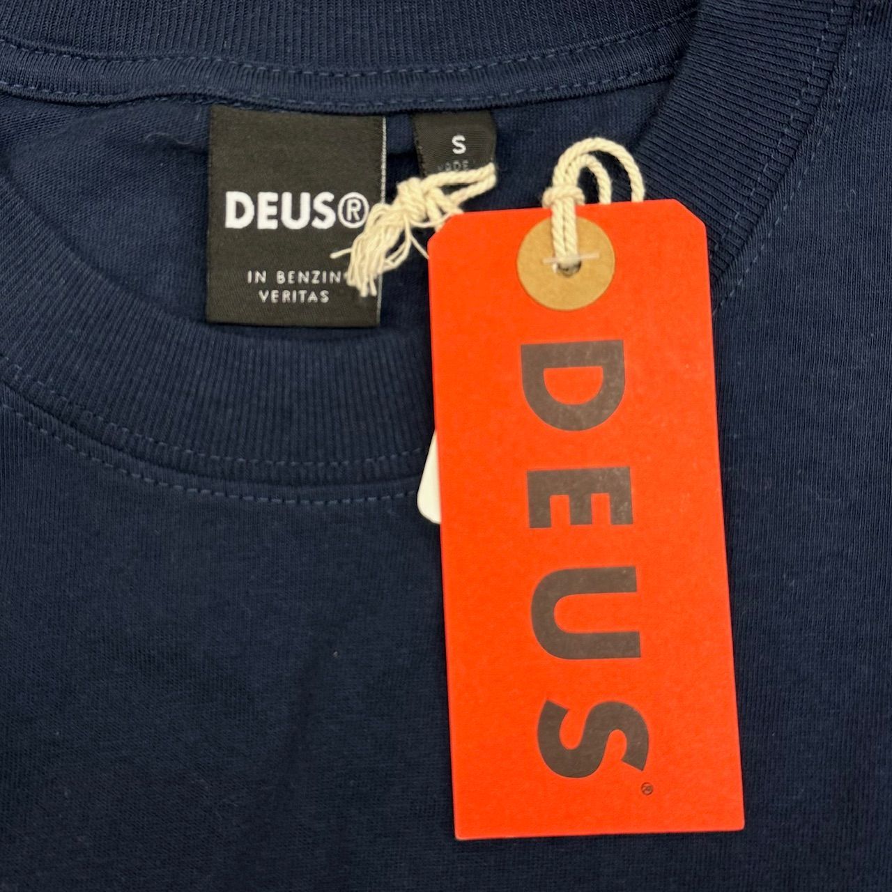 未使用品 Deus Ex Machina 23SS Moto Decal Tee プリント Tシャツ 