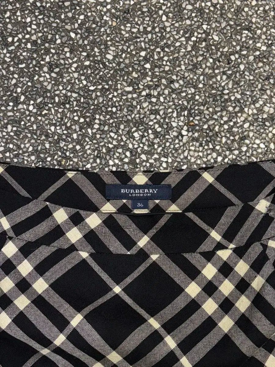 BURBERRY LONDON バーバリー スカート ノバチェック 140 中古・古着通販】BURBERRY LONDON (バーバリーロンドン) ノバ