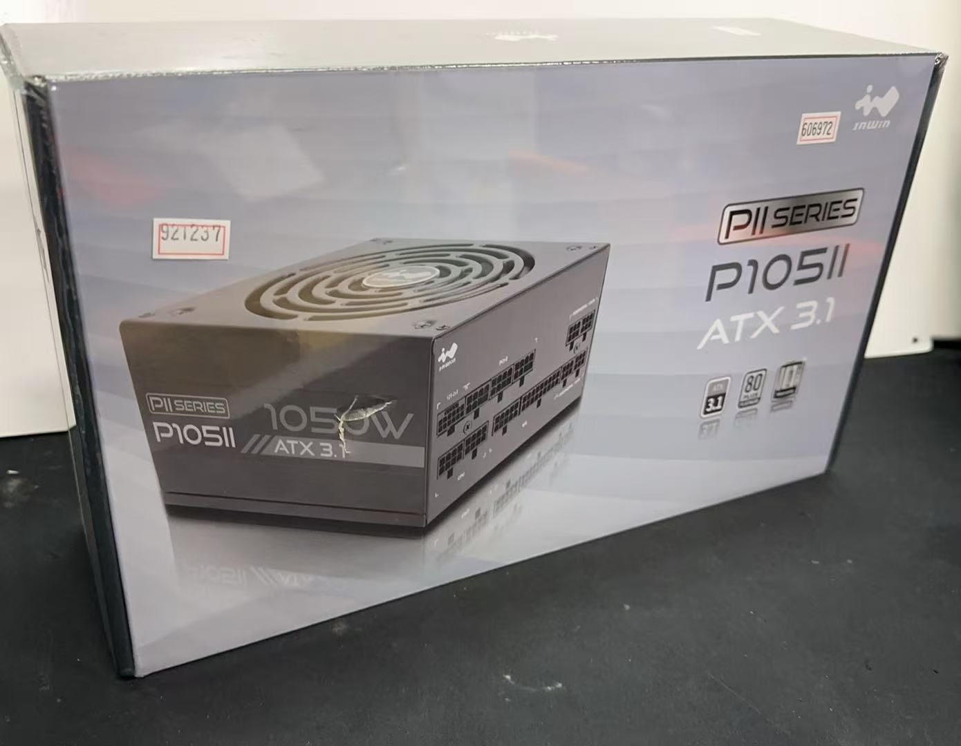 IN WIN P105II 80PLUS Platinum認証取得 921237 4710474954353