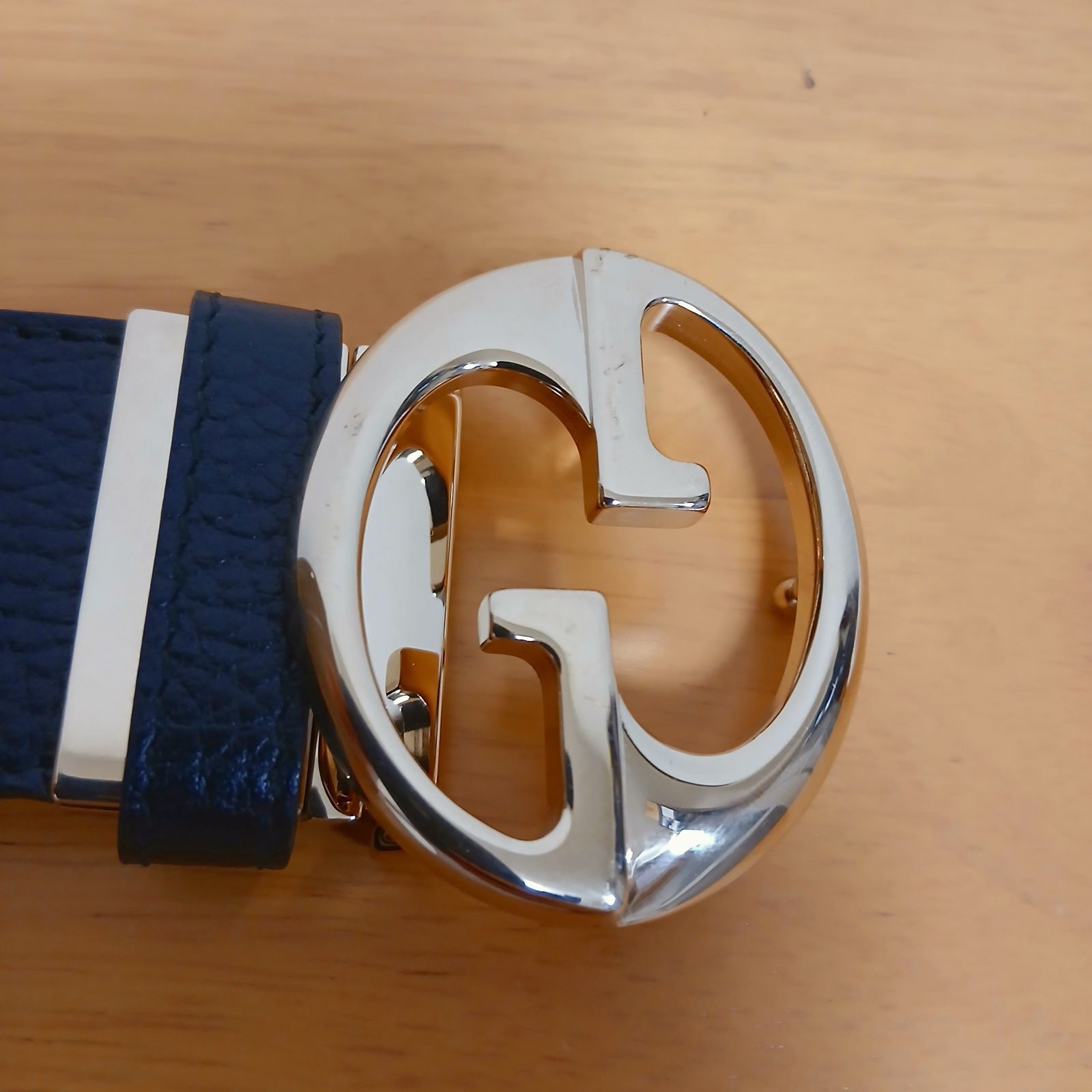 グッチ GGロゴバックル リバーシブル レザーベルト ブラック×ピンク金