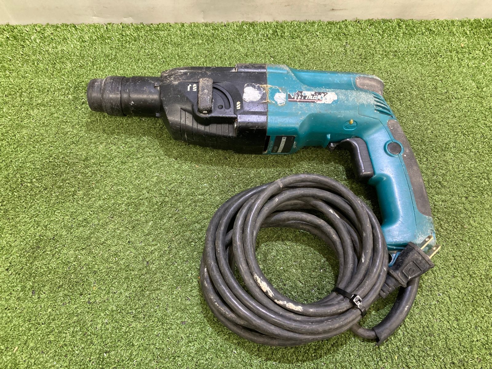 中古品】【0921】マキタ 電動ハンマドリル HR2440F 24mm ITTHOLPGWOWG 