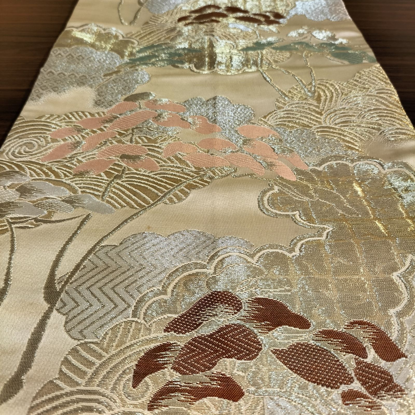 人気の福袋 人気ブランドを 新品、未使用 《絞り•刺繍•金彩》 正絹