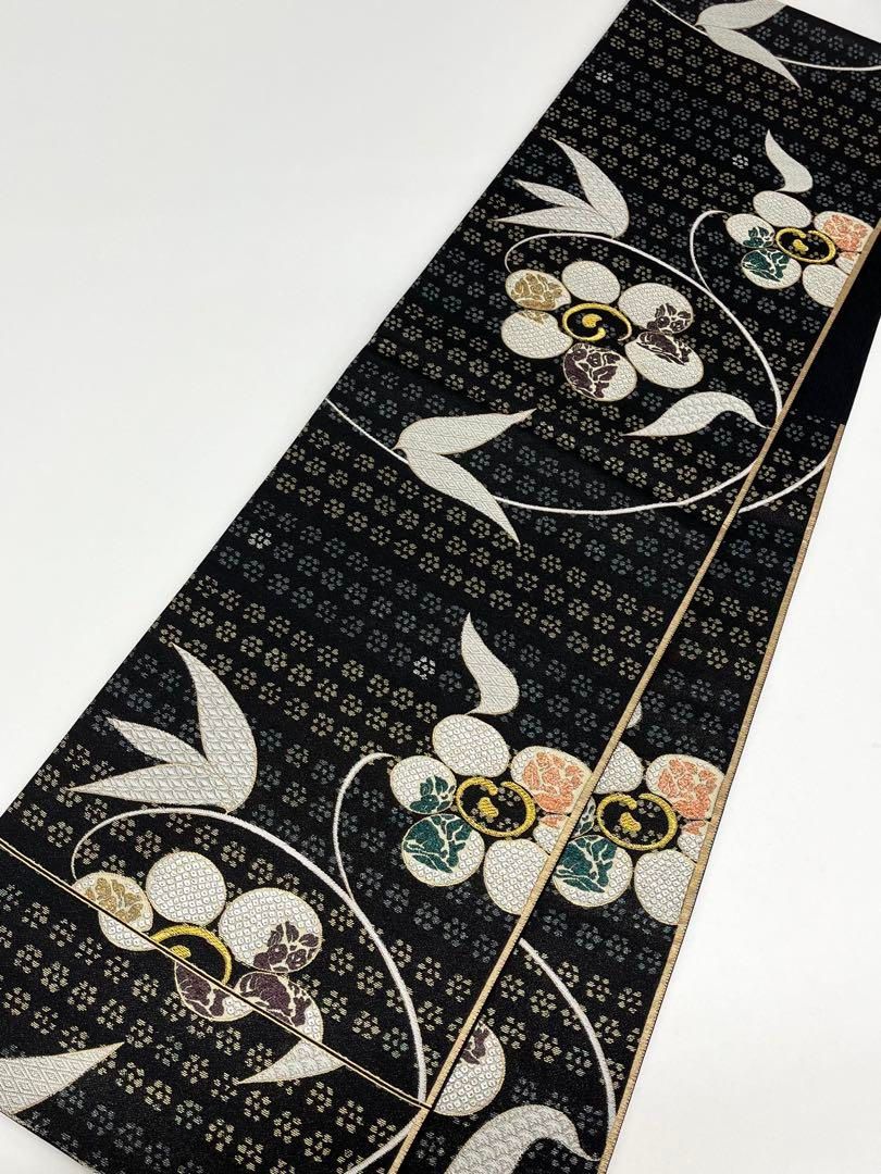 螺鈿細工 袋帯 兎 動物 笹蔓 金彩 金糸 正絹 六通 - メルカリ