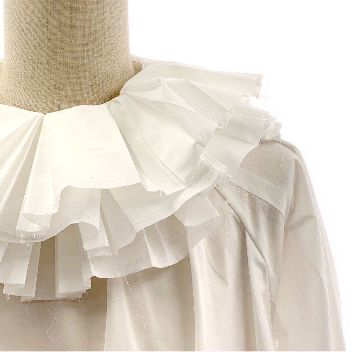 cygne シーニュ ボリュームフリルブラウス Alan シーニュ cygne フリル