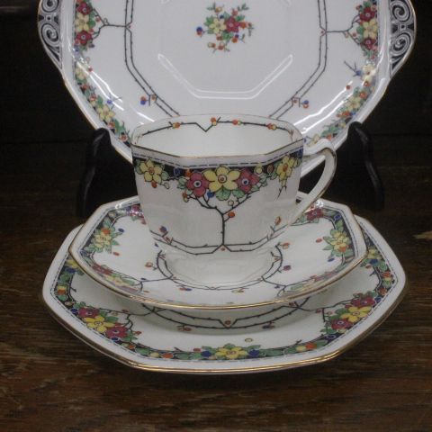 1928年-1936年頃 アンティーク ロイヤルドルトン DOULTON トリオ