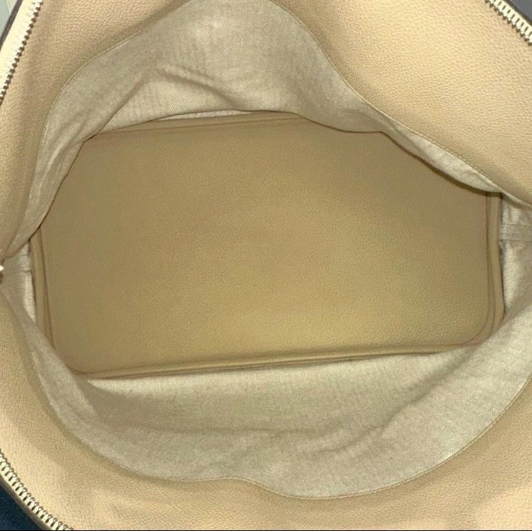 トゴ グレージュ