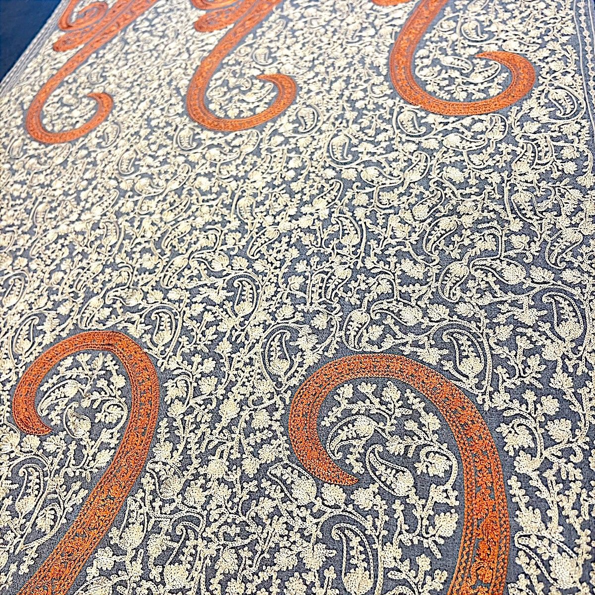 カシミールストール ベージュ ペイズリー 小花柄 手作り カシミールショール ストール 薄手 柔らかみ 刺繍 カシミヤ