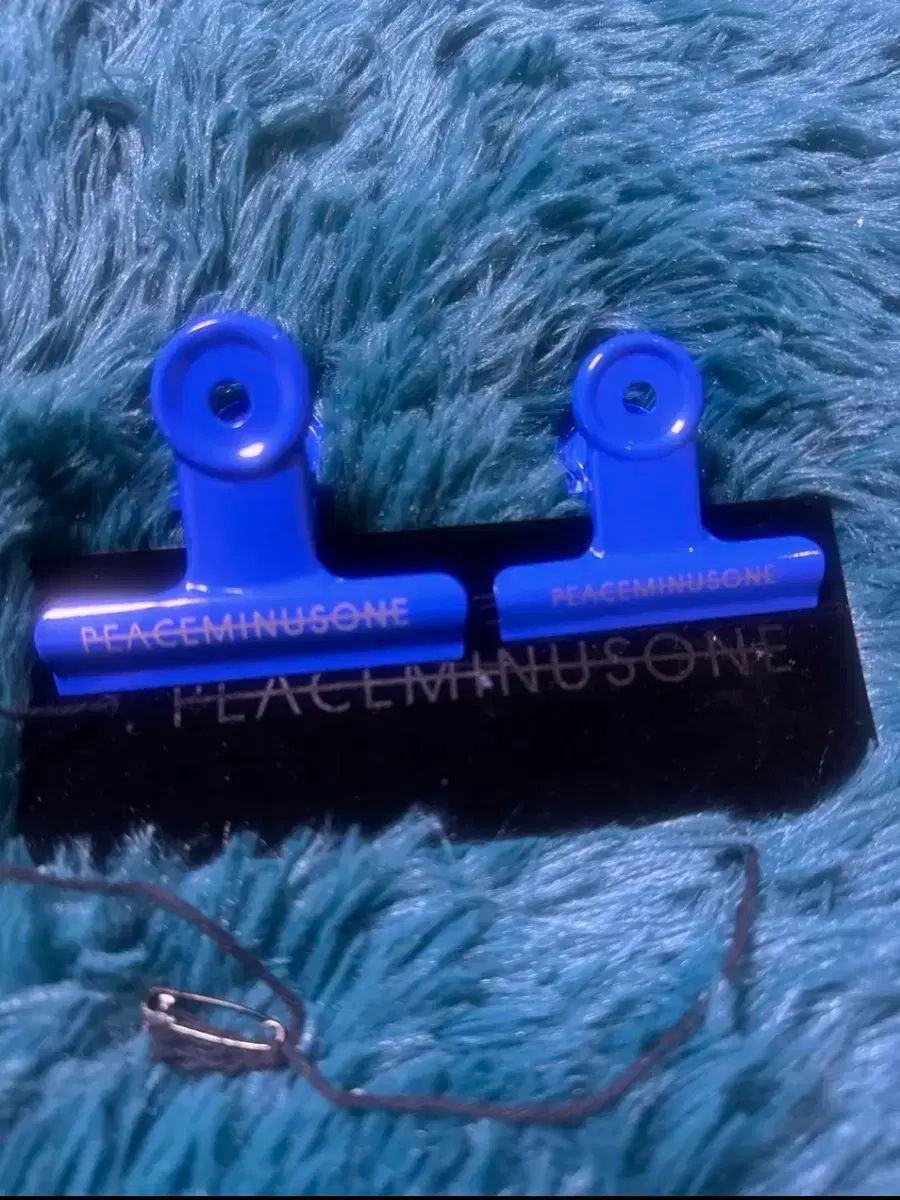 peaceminusone Colette Clip