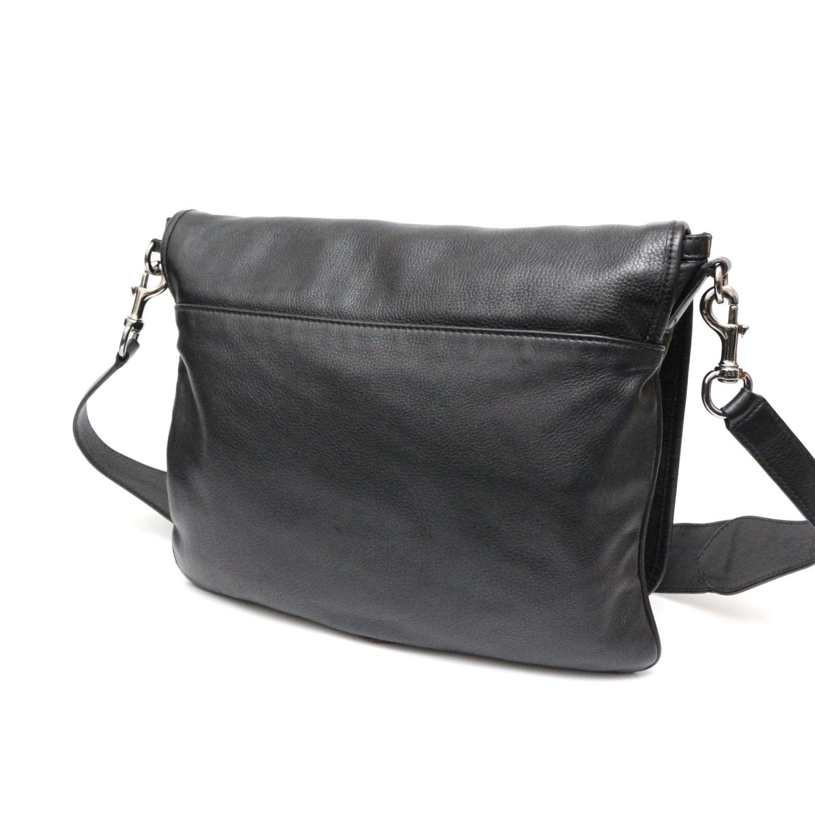 Gucci ブラック レザー ショルダーバッグ GUCCI ブラックレザー ショルダーバッグ