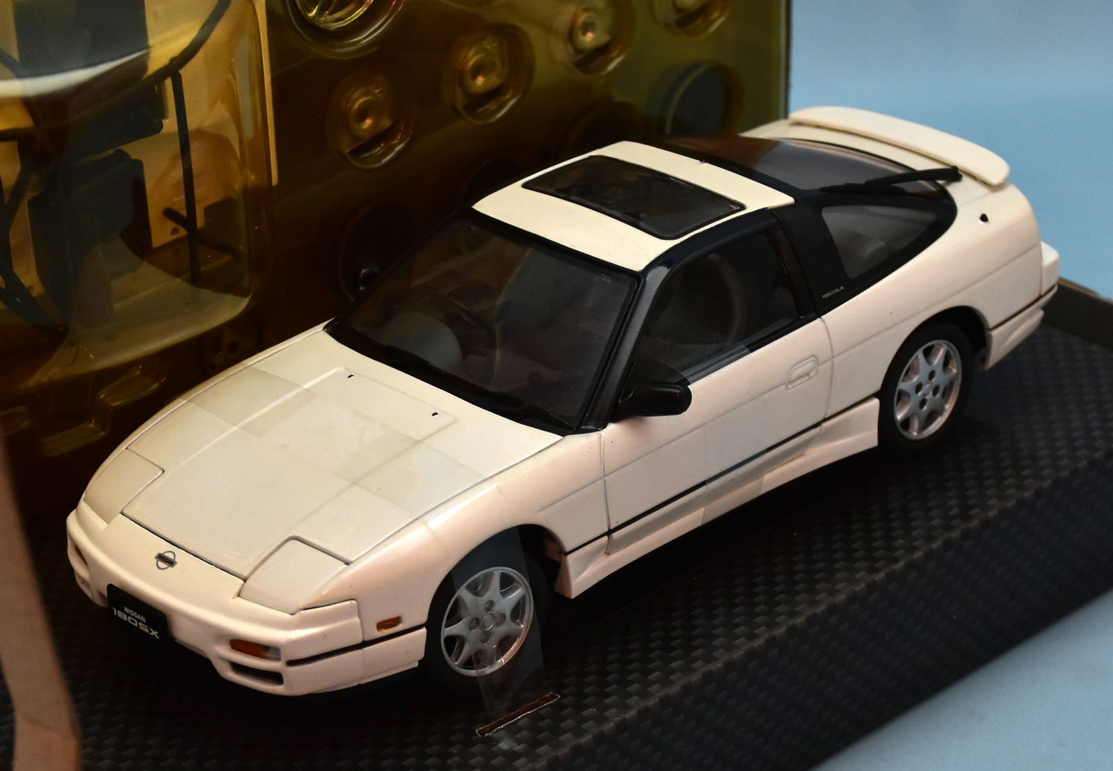 アオシマ 1/24 DISM 180SX(RPS13) 中期型 パールホワイト