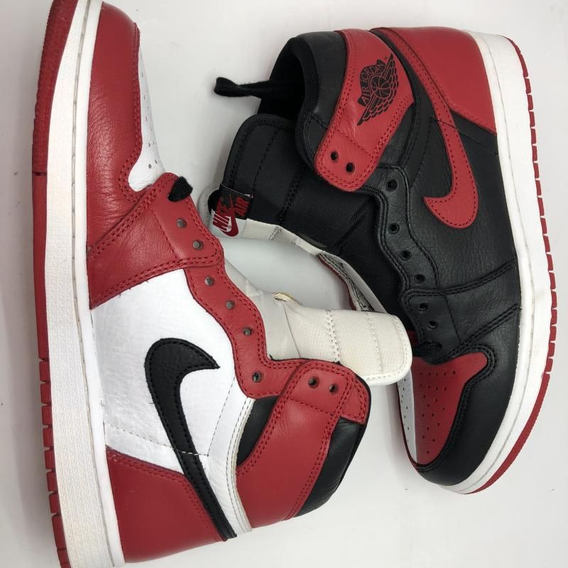 Nike Air Jordan 1 赤/白/黒 キッズスニーカー Nike Air Jordan 1 キッズスニーカー 赤白 - メルカリ