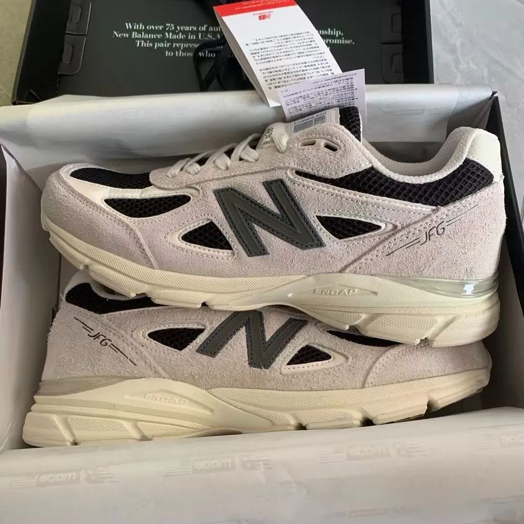 Joe Freshgoods x New Balance NB  990 V4 ジョー・フレッシュグッズ  ニューバランス 990 V4  コラボレーション  男女兼用 スニーカー デザイン  限定版