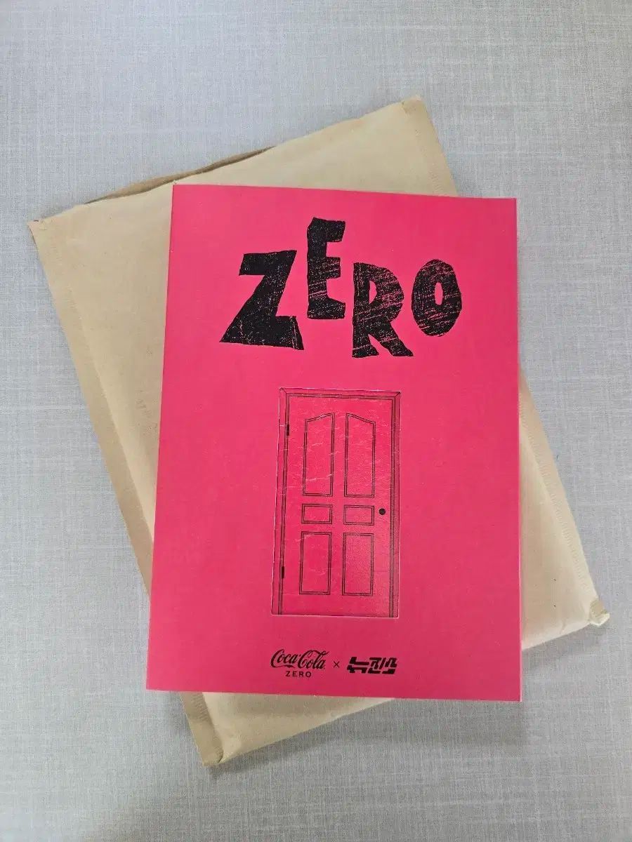 コカコーラ ゼロ X NewJeans ニュージーンズ コラボ フォトブック
