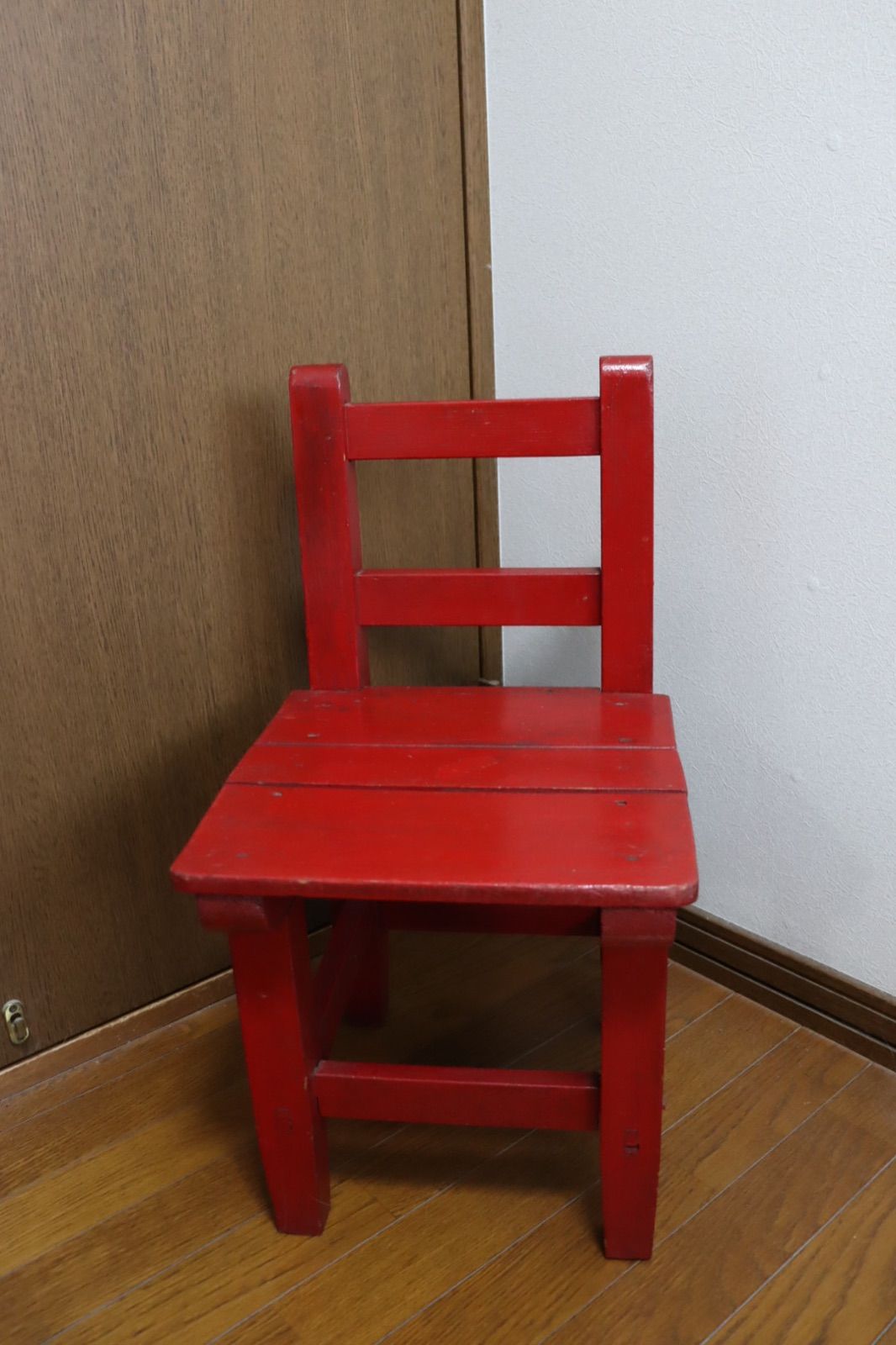 赤い木製学習椅子-2
