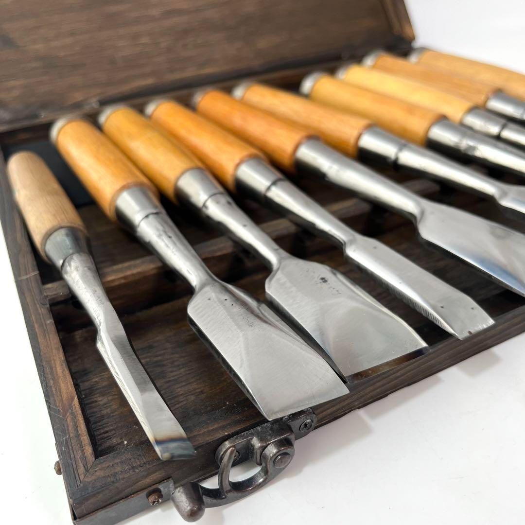 さ8 大工道具 鑿10本セット 追入盤 叩き鑿 突き鑿 桐 き 収納ケース付き TALLINNNEXPO_COM