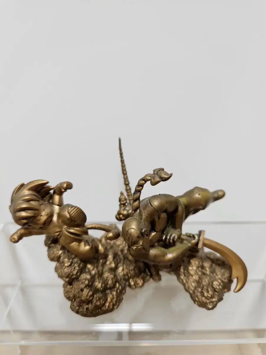 ドラゴンボール カプセル 孫悟空 vs タオパイパイ ブロンズ