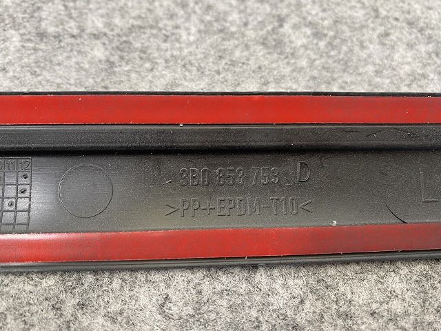 新品!パサート 新品!パサート 3B/2001-2005 純正 左 リア ドア モール 3B0 853 753 D 3B0898573GRU 未塗装 フォルクスワーゲン(140239) 3B&frasl;2001-2005 純正 右 リア バンパーメッキモール 3B9