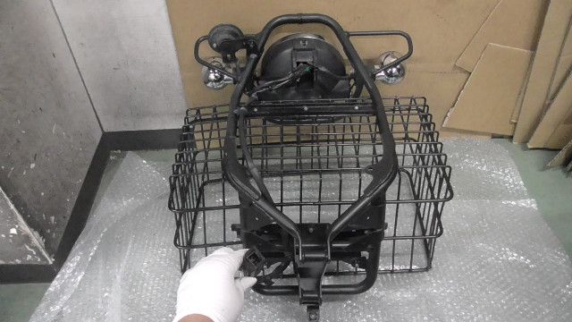 AA04の フロントキャリア