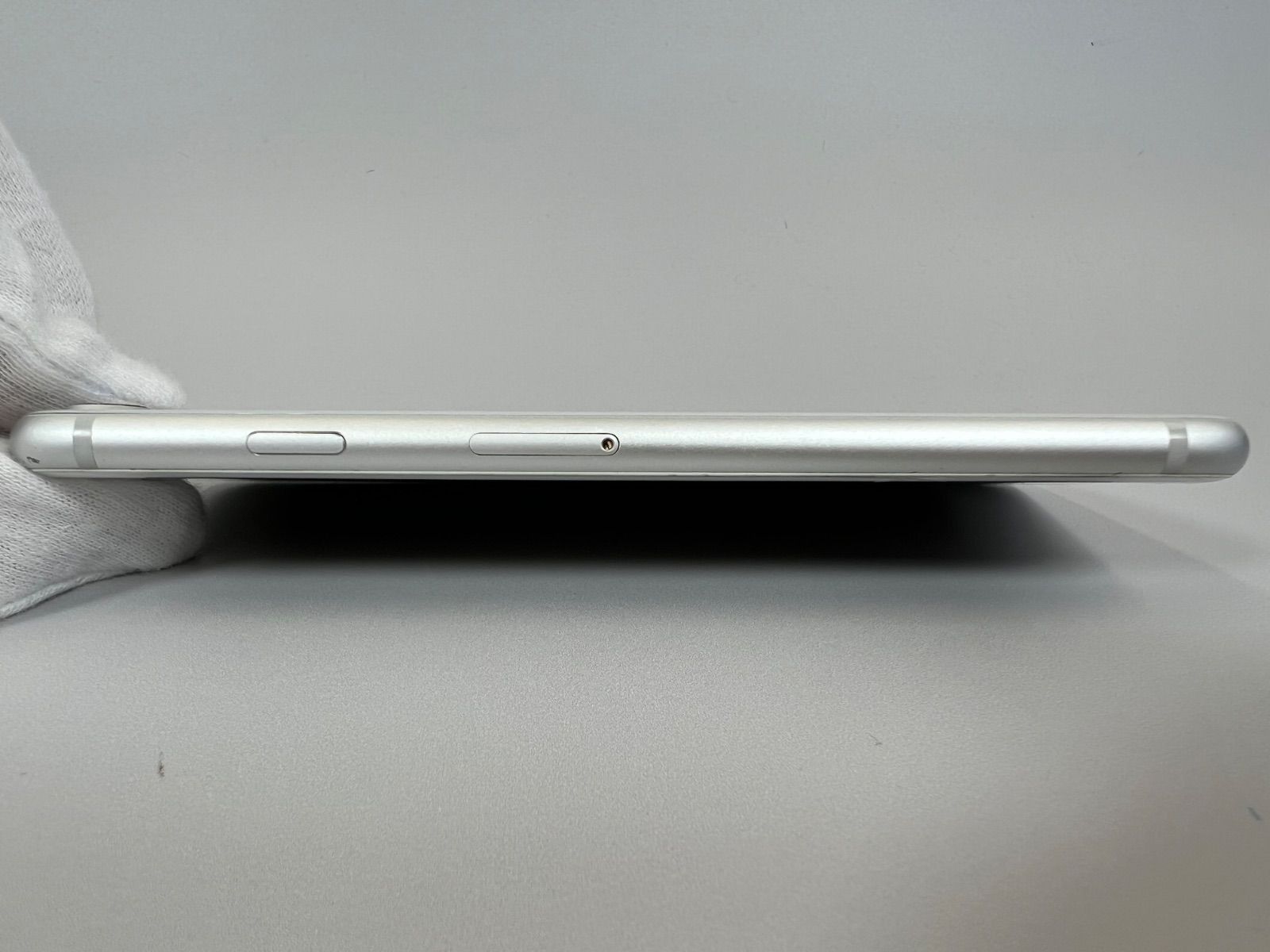 iPhone 8 256 GB シルバー ジャンク - メルカリ