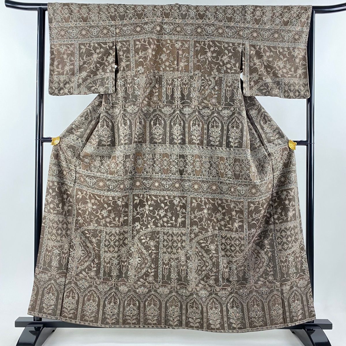 訪問着 身丈160cm 裄丈64cm M 袷 草花 菱 刺繍 焦茶色 正絹