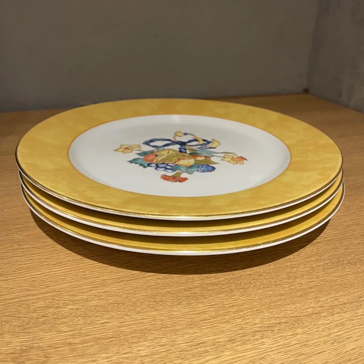 BERNARDAUD LIMOGES 直径約31cm ベルナルド　リモージュ BERNARDAUD LIMOGES 直径約31cm ベルナルド リモージュ - メルカリ