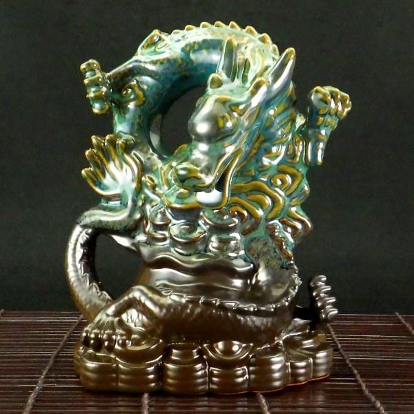 龍のお香立て 龍の置物 陶器 倒流香炉 倒流香 お香 逆流香炉 龍のお香立て 龍の置物 陶器 倒流香炉 倒流香 お香 逆流香炉