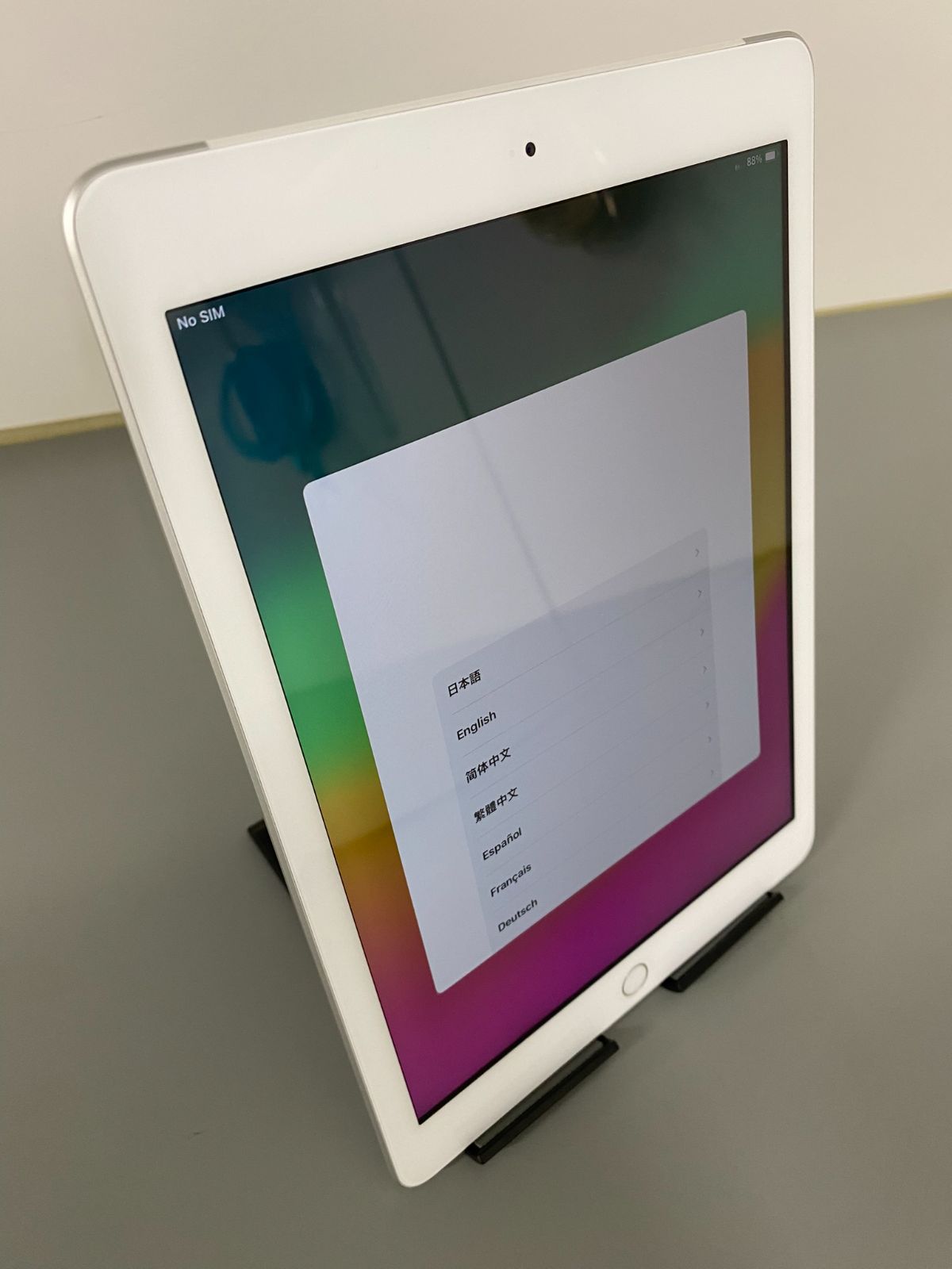 63]【美品】iPad 第6世代 Wi-Fi+セルラーモデル シルバー | あいぱっど