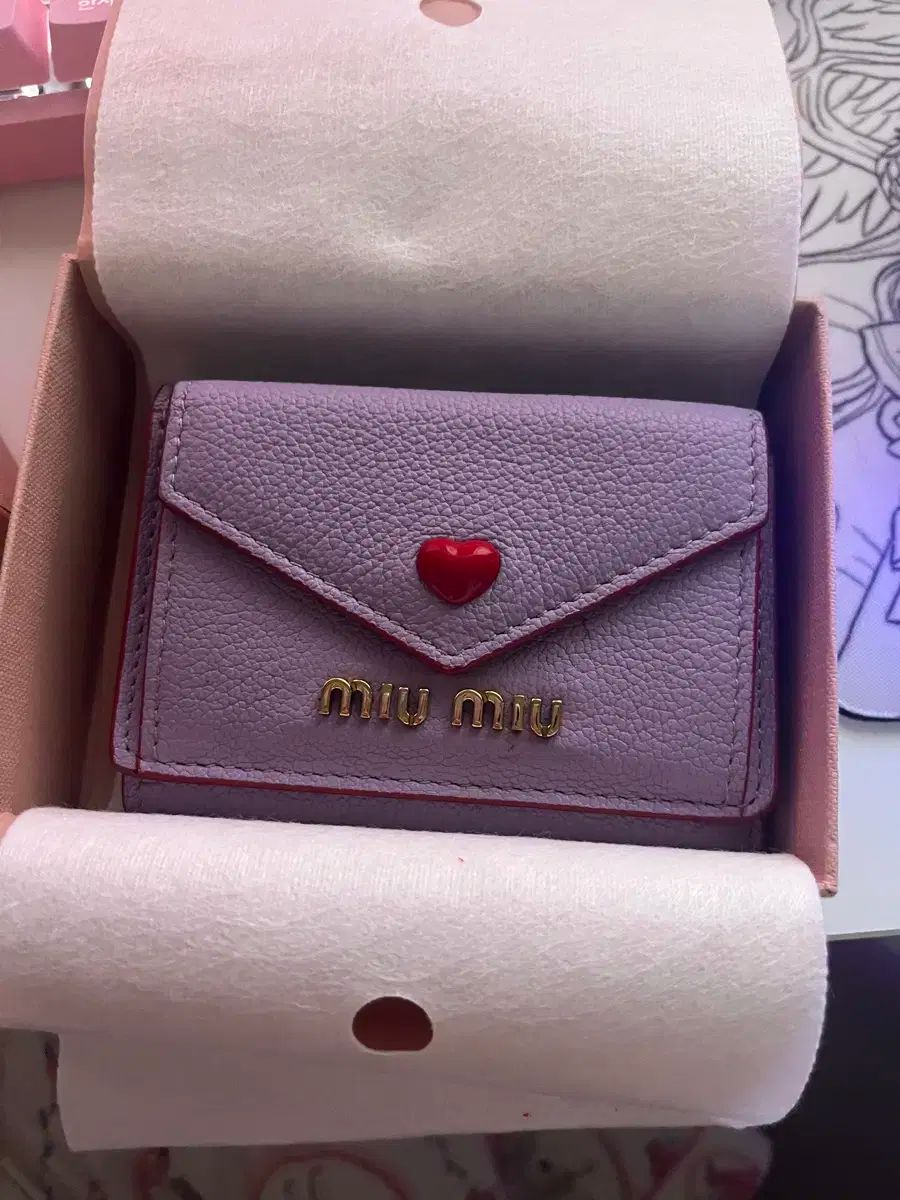 ミュウミュウ 財布 ラブレター【廃盤品の超入手困難品‼️希少レア