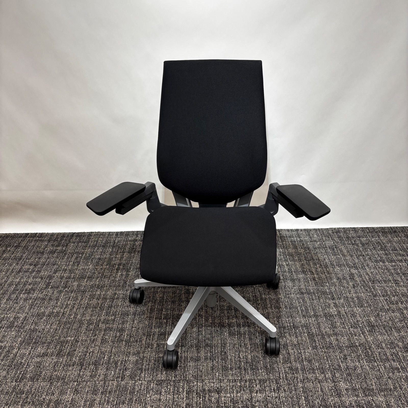 Steelcase Gesture ジェスチャー チェア 可動肘 オフィスチェア テレワーク最適