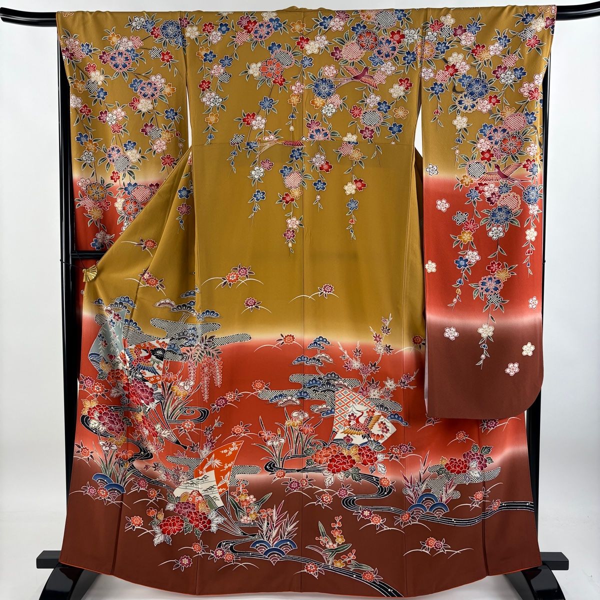 振袖 身丈164cm 裄丈68cm L 袷 牡丹 鶴 染め分け ぼかし 山吹茶色 正絹 秀品