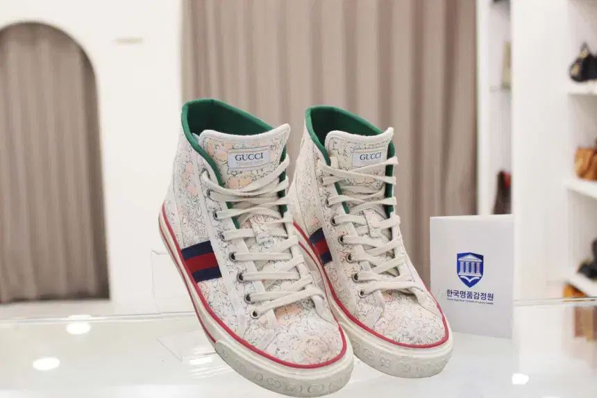 GUCCI(グッチ) テニス 1977 フローラル ハイトップ スニーカーズ スニーカー サイズ 38