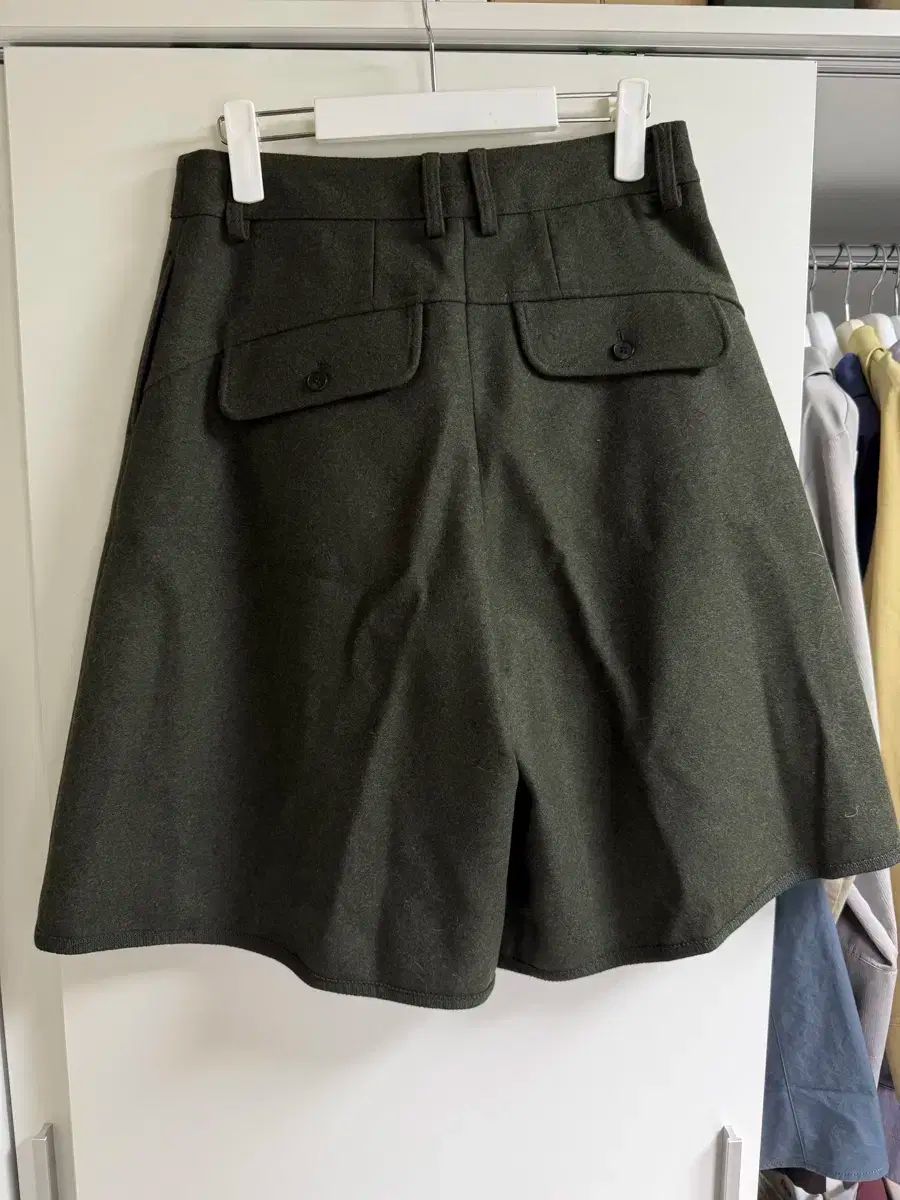 エートス バミューダ ウールパンツ