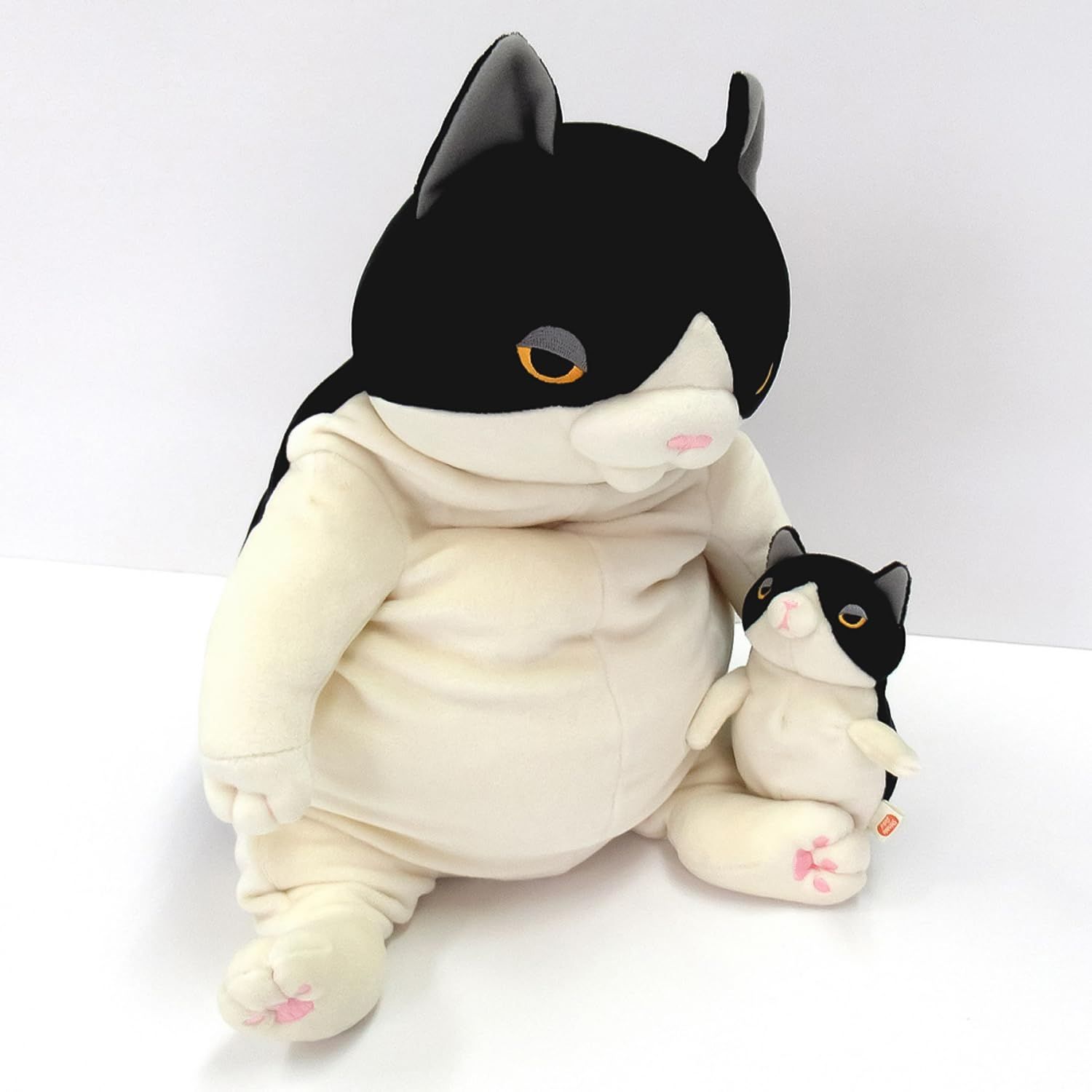 在庫処分】(mini) グレー 7×5×14cm ハチワレ ぬいぐるみ もち