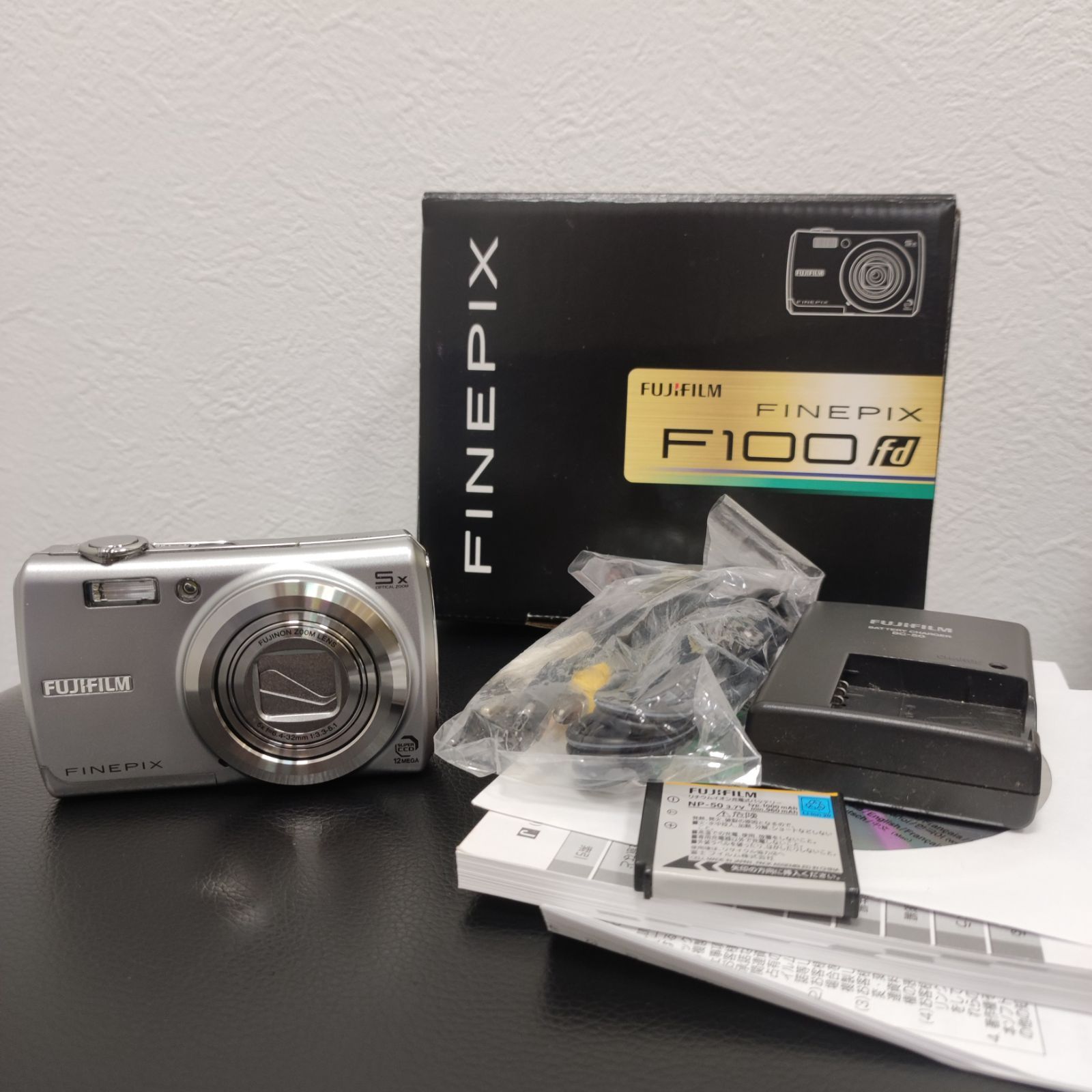 FUJIFILM FINEPIX F100fd コンパクトデジタルカメラ 【公式通販】